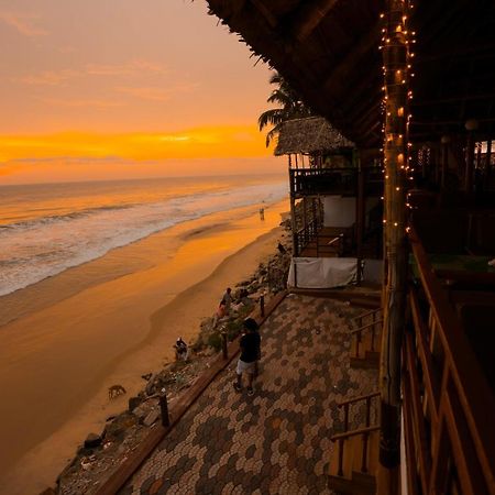 Black Beach Resort Varkala Eksteriør bilde