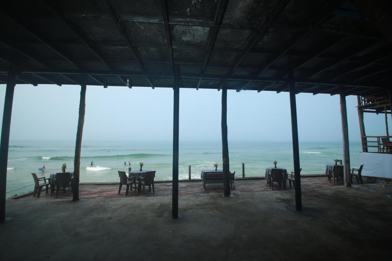 Black Beach Resort Varkala Eksteriør bilde