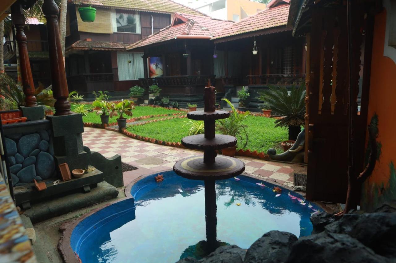 Black Beach Resort Varkala Eksteriør bilde
