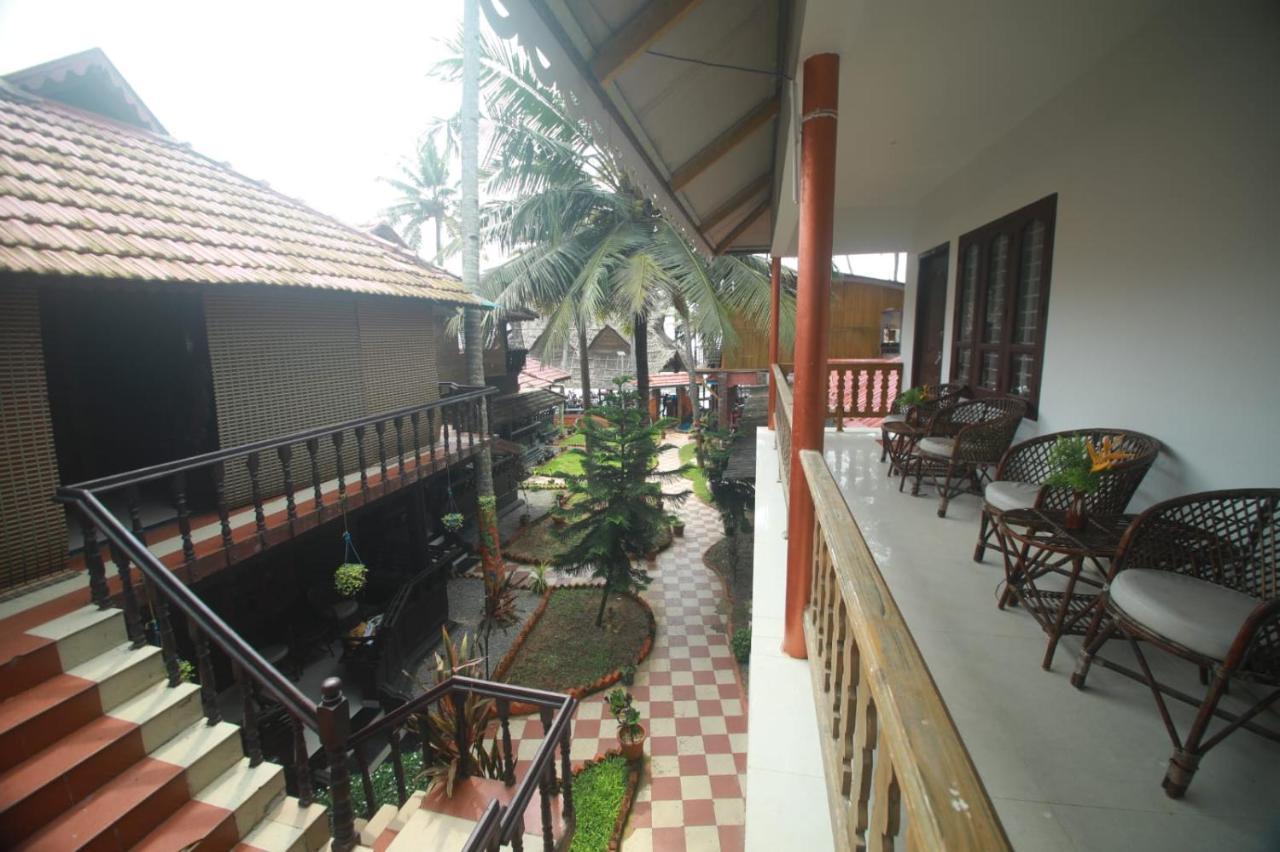 Black Beach Resort Varkala Eksteriør bilde