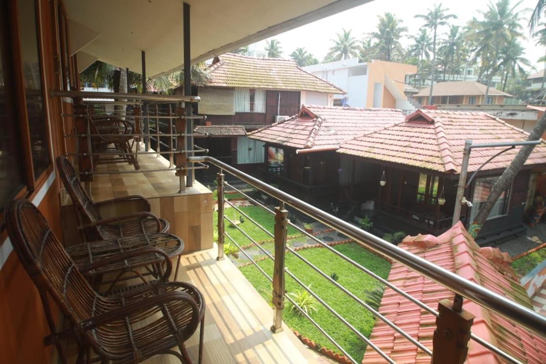 Black Beach Resort Varkala Eksteriør bilde