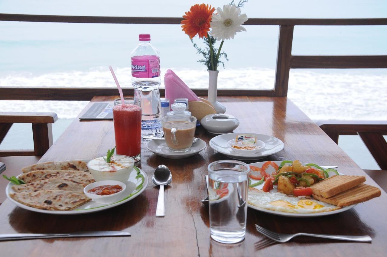 Black Beach Resort Varkala Eksteriør bilde