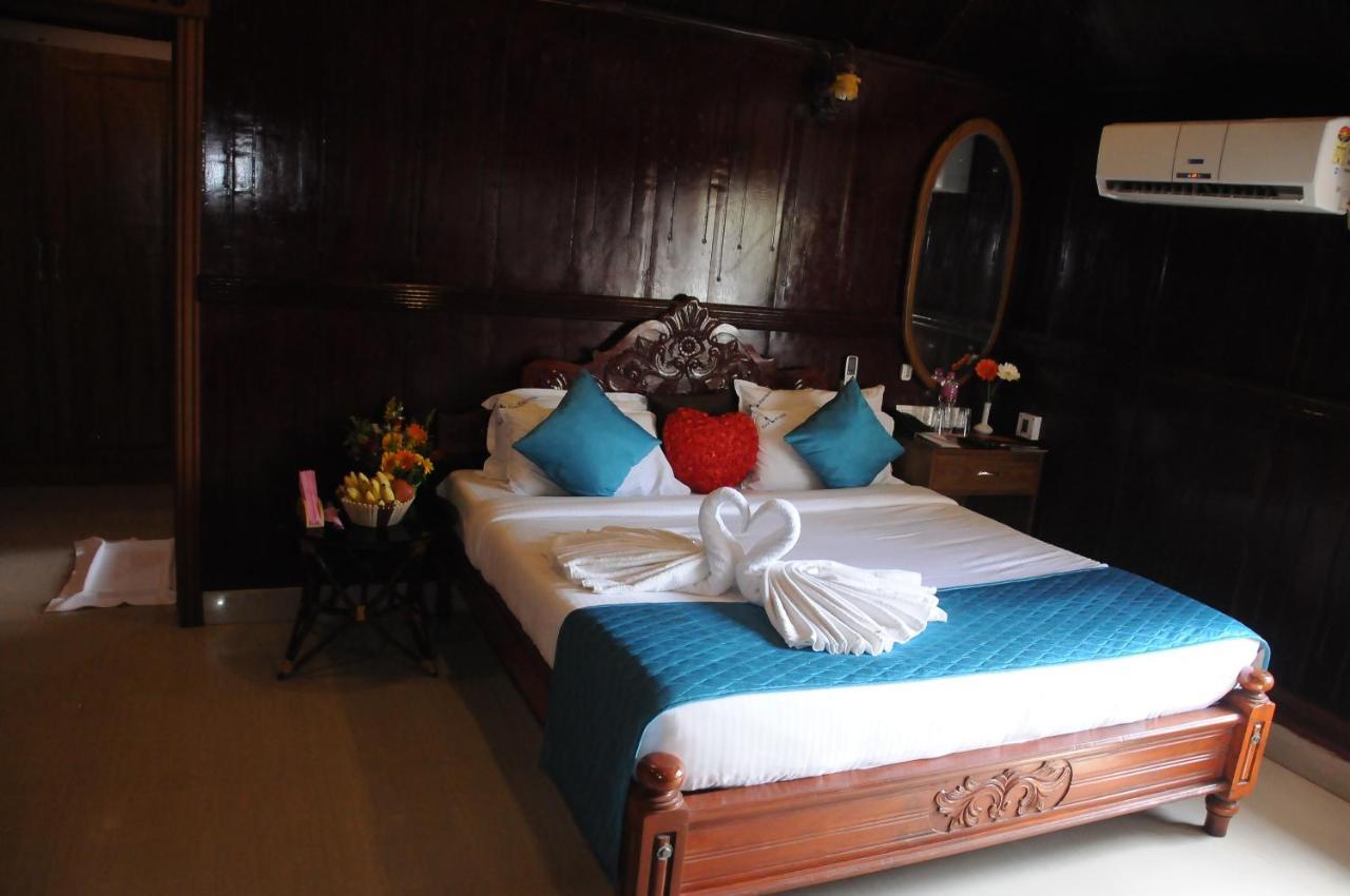 Black Beach Resort Varkala Eksteriør bilde