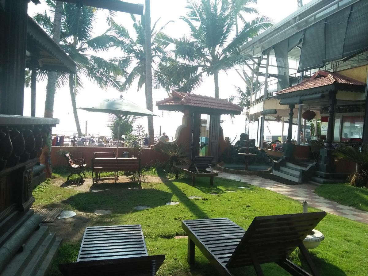 Black Beach Resort Varkala Eksteriør bilde
